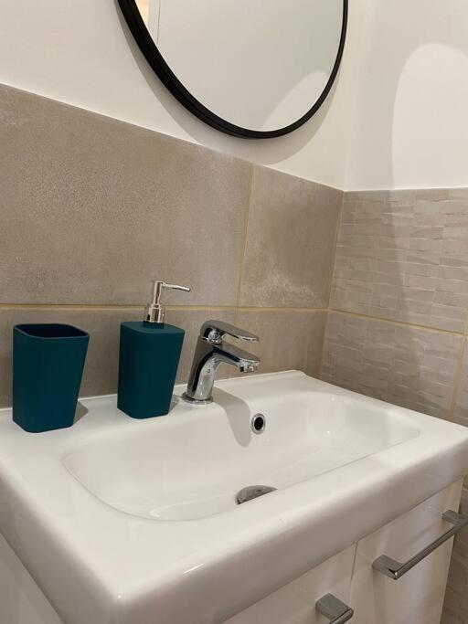 Narbonne : Logement Idealement Situe المظهر الخارجي الصورة